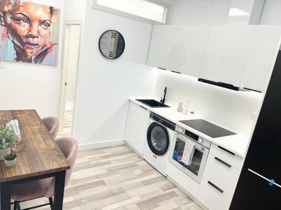 Pb Apartamento En Pleno Centro De Alcoy Exteriör bild