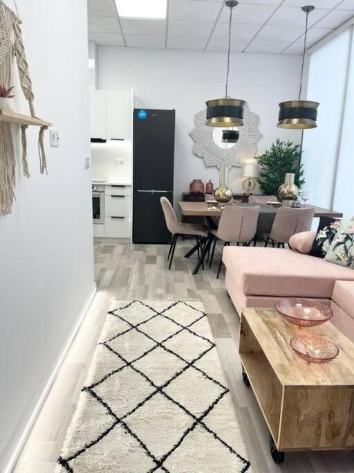 Pb Apartamento En Pleno Centro De Alcoy Exteriör bild